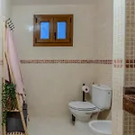 Villa Atlantica - Cliffside Retreat *